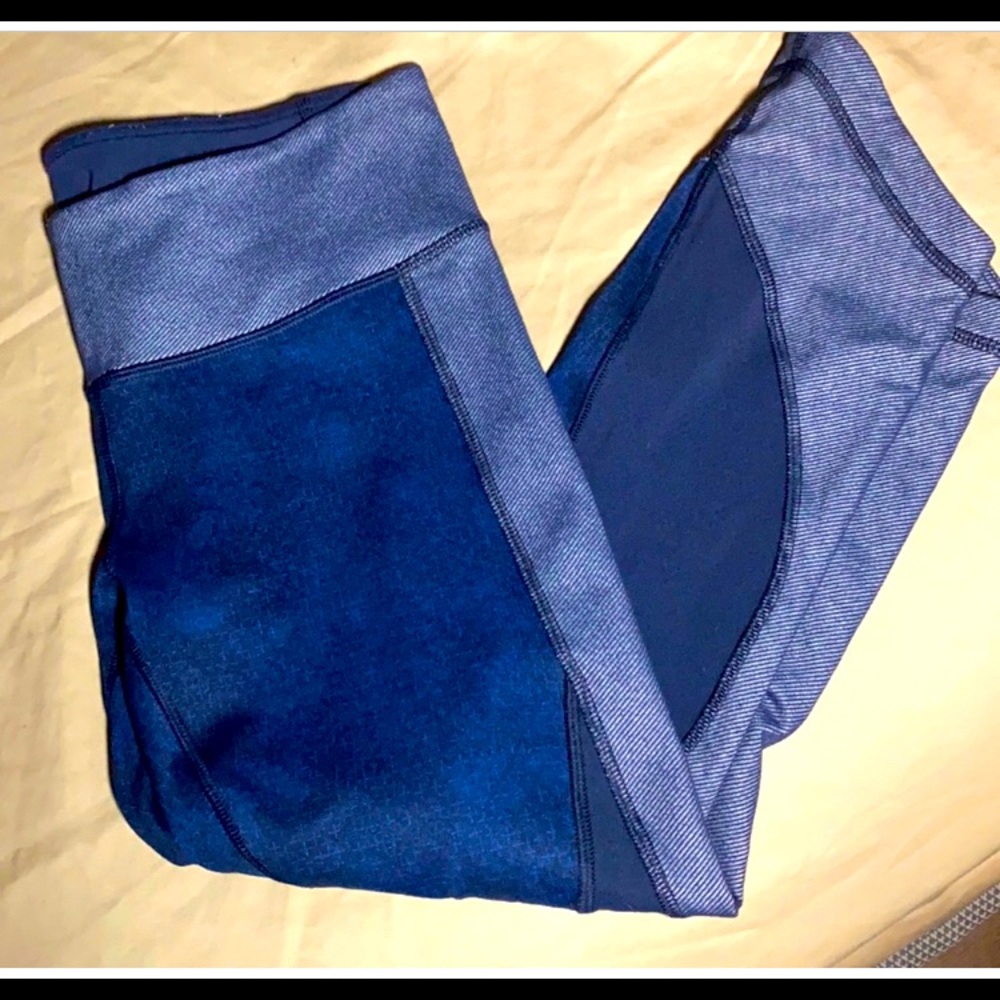 Luluemon leggings size 6